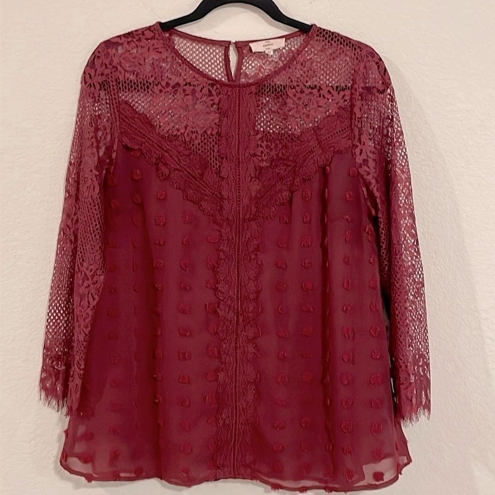 Entro Women Tunic Top Medium Red Swiss Dot Lace Shoulder Detail Button Preppy
